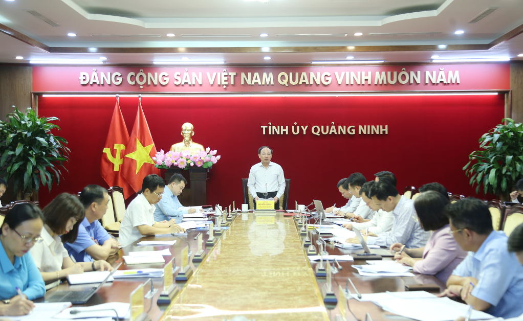 Tiếp tục đẩy mạnh hoạt động khoa học, công nghệ và đổi mới sáng tạo